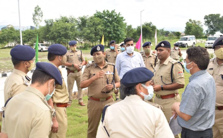 पुलिस महानिदेशक, उत्तराखण्ड श्री अशोक कुमार द्वारा आई0आर0बी0 द्वितीय देहरादून में स्थित प्रशासनिक भवन का निरीक्षण किया गया