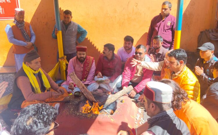 सीoएमo धामी के जन्मदिन पर बदरी-केदार सहित कई प्रमुख मंदिरों में हुई पूजा-अर्चना व हवन